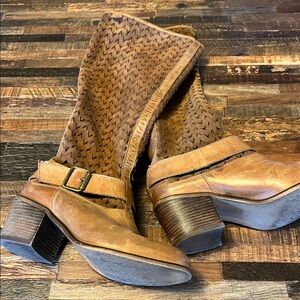 Chic Tan Leather & Suede Heeled Boots with Buckle Accent